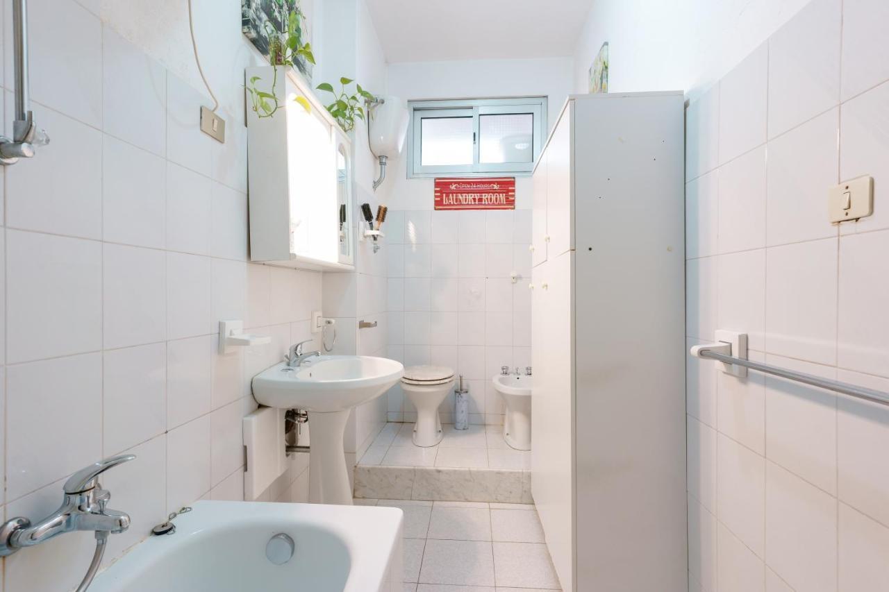 B&B Pothos - Eng Ita - Air Conditioning Wi-Fi Fridge Netflix Local Guide - Aria Condizionata, Frigo, Internet, Guida Locale Кальярі Екстер'єр фото