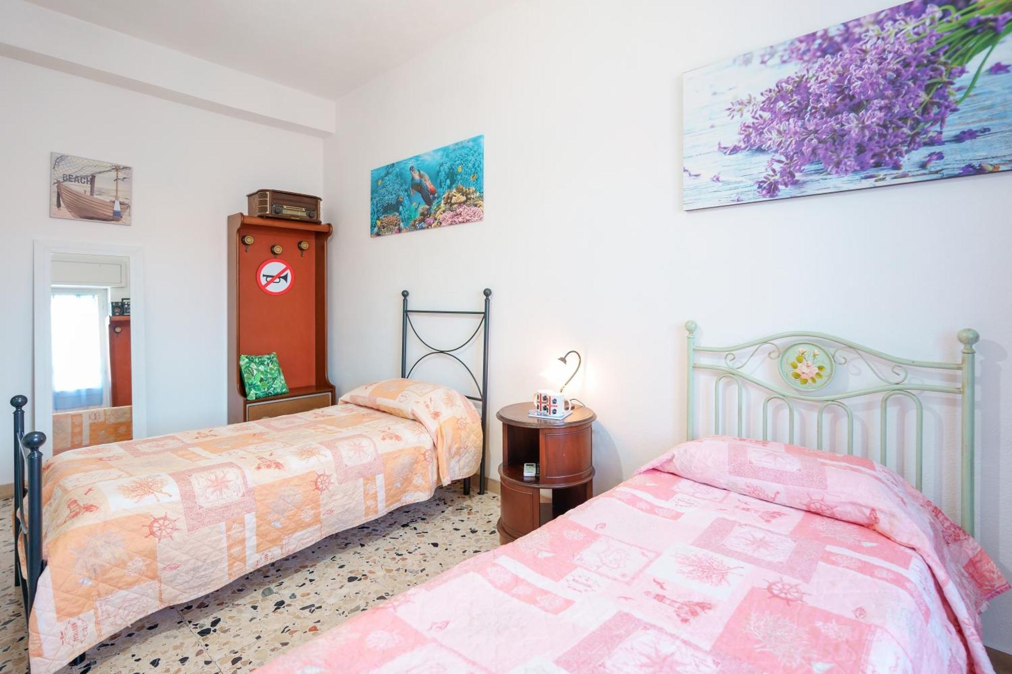 B&B Pothos - Eng Ita - Air Conditioning Wi-Fi Fridge Netflix Local Guide - Aria Condizionata, Frigo, Internet, Guida Locale Кальярі Екстер'єр фото